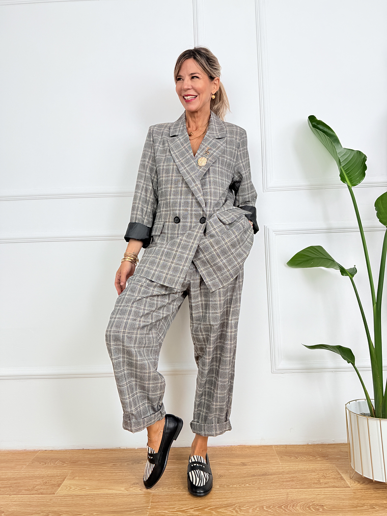 Pearly Suit 25131 Grey 1