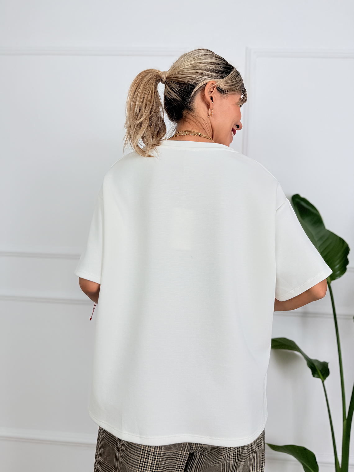 Velvet Aura T-shirt 13139 White 2