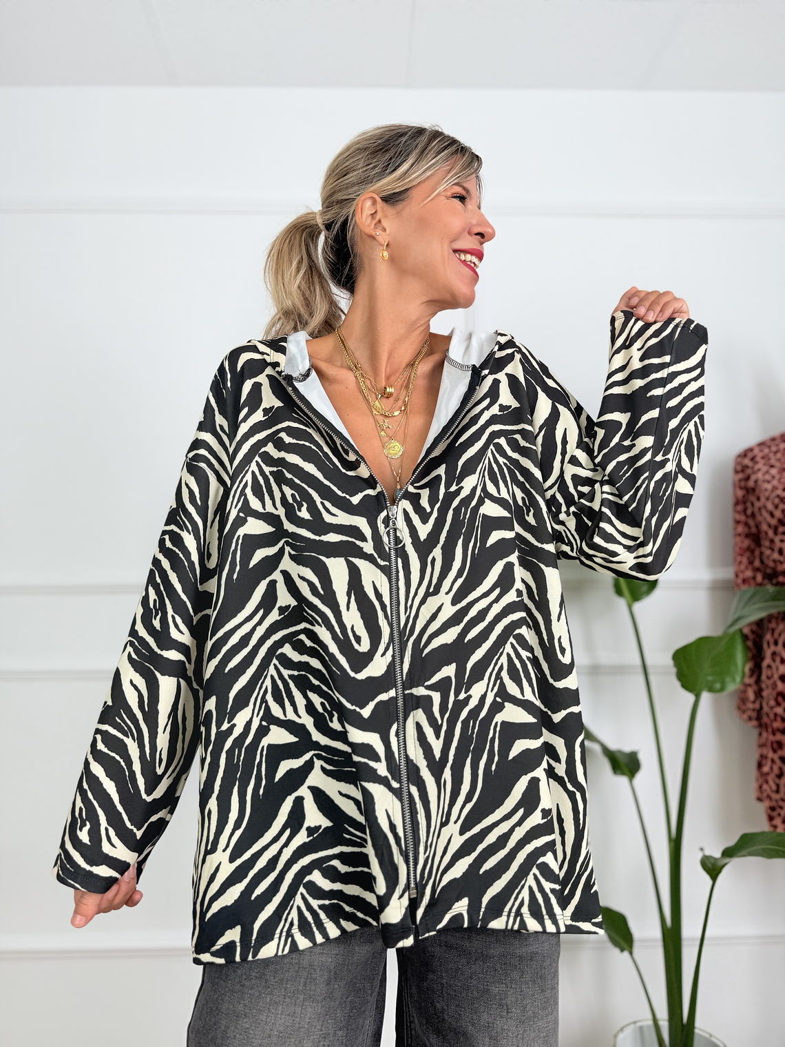 Urban Jungle Jacket 2957 Zebra 4