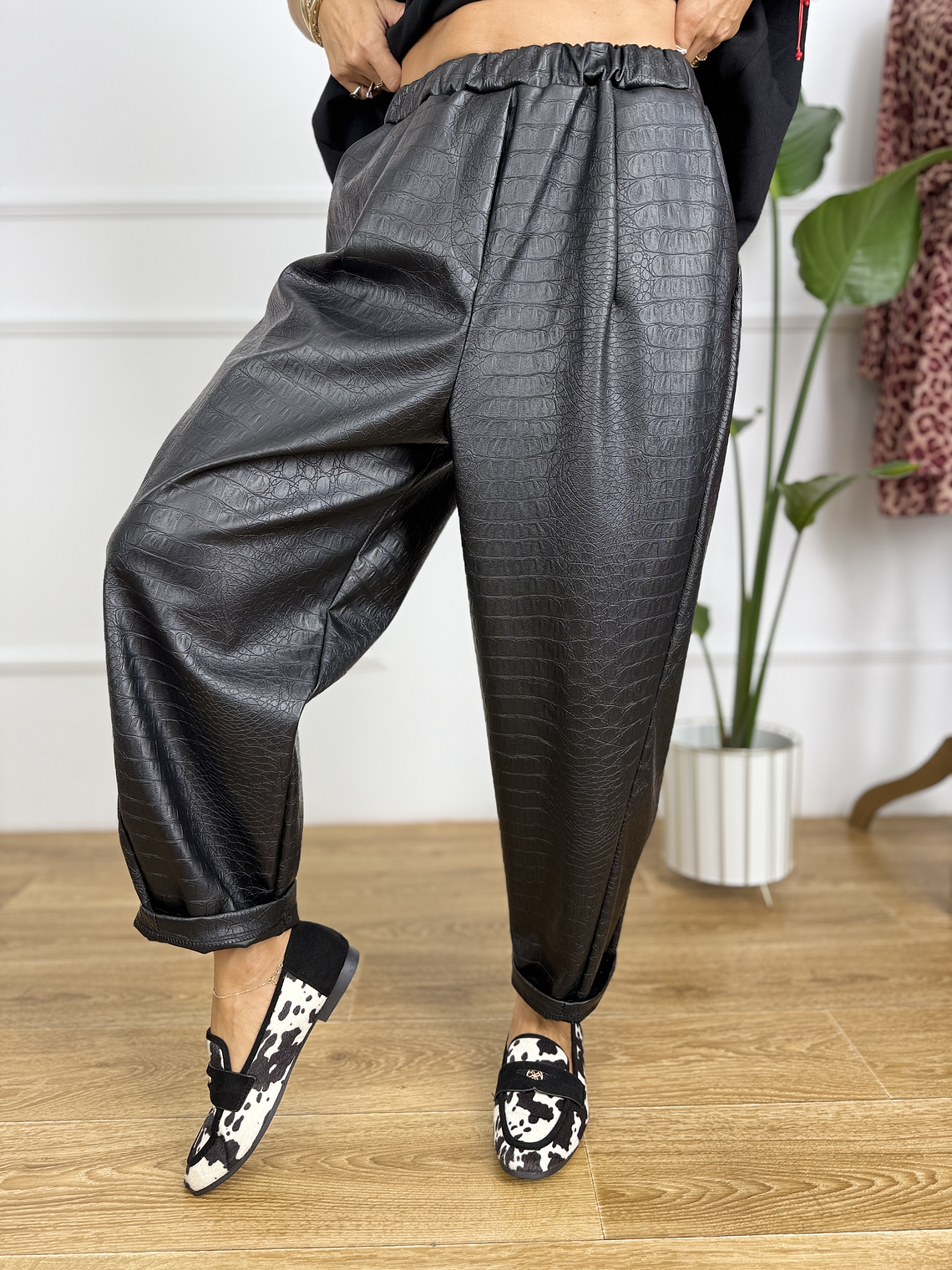 2351 Croco Black Trousers  2