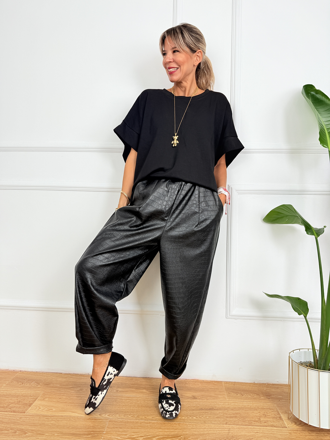 2351 Croco Black Trousers  1