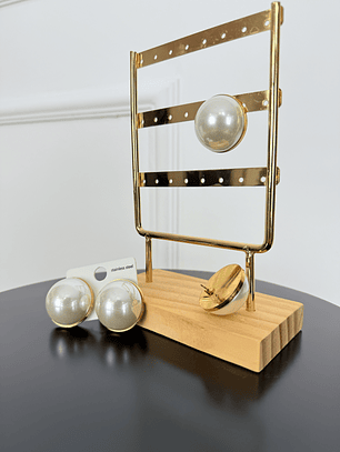 Oversized Pearls Earrings