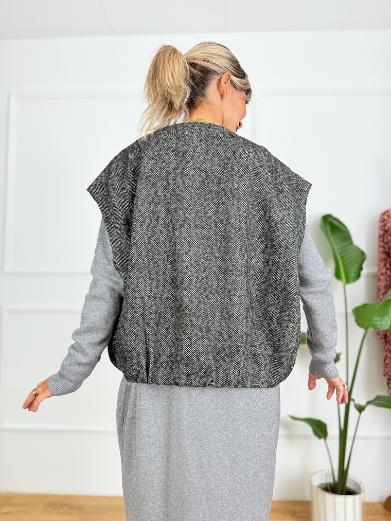 Vest and the City WM2544 Charcoal 2