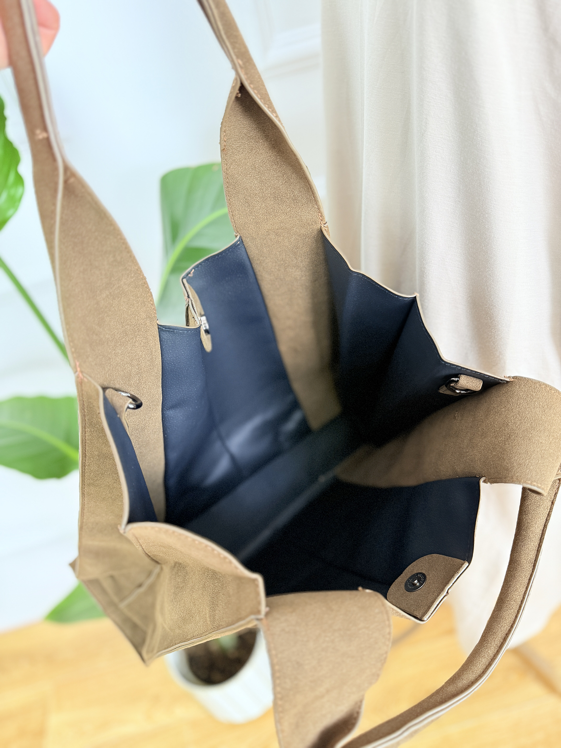 BAG SUEDE ART:25104 COFFE 3