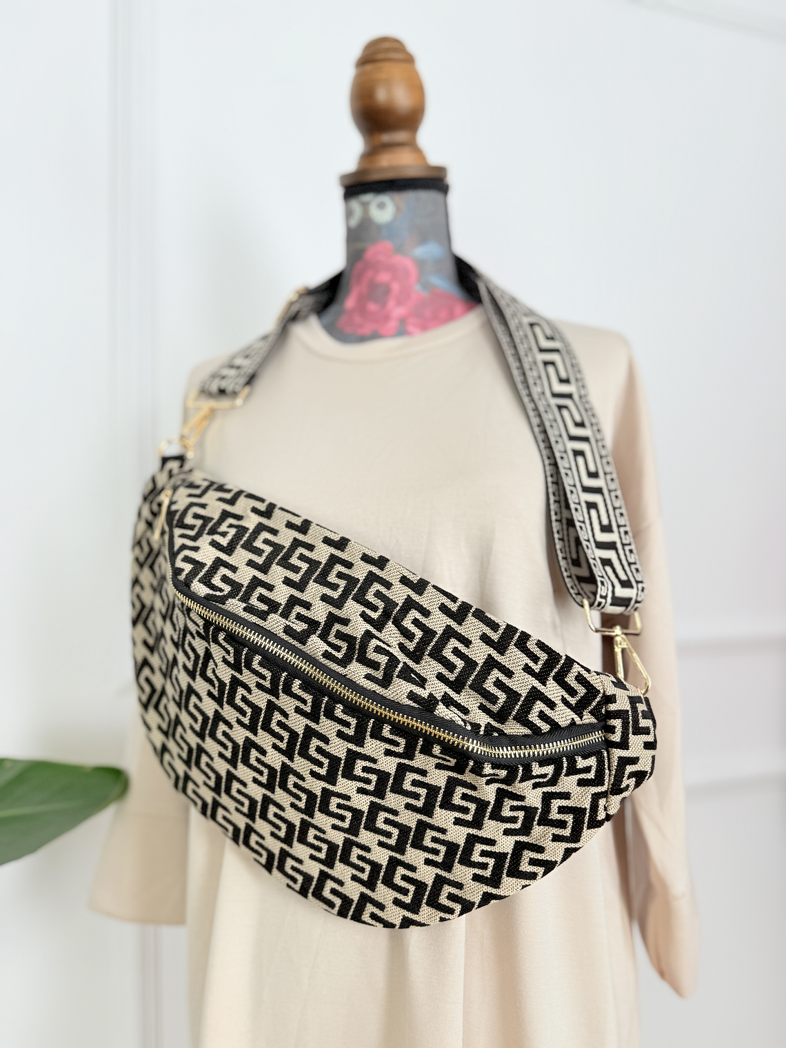 Belt bag BEIGE  JA600 1