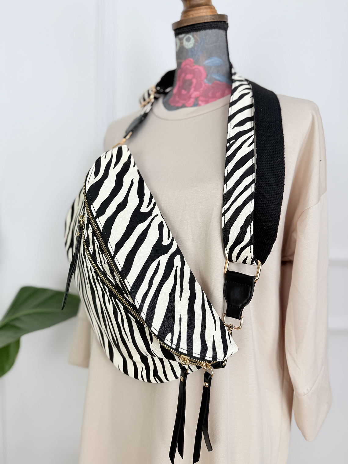 Belt bag  H341 zebra 2