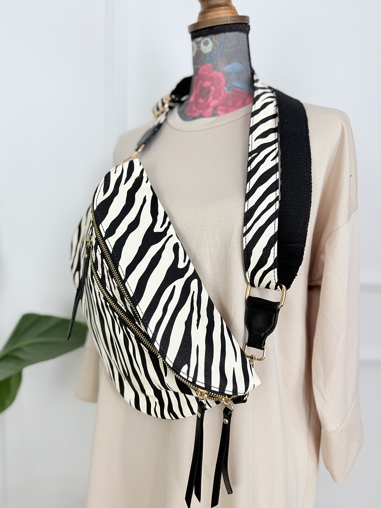 Belt bag  H341 zebra 2