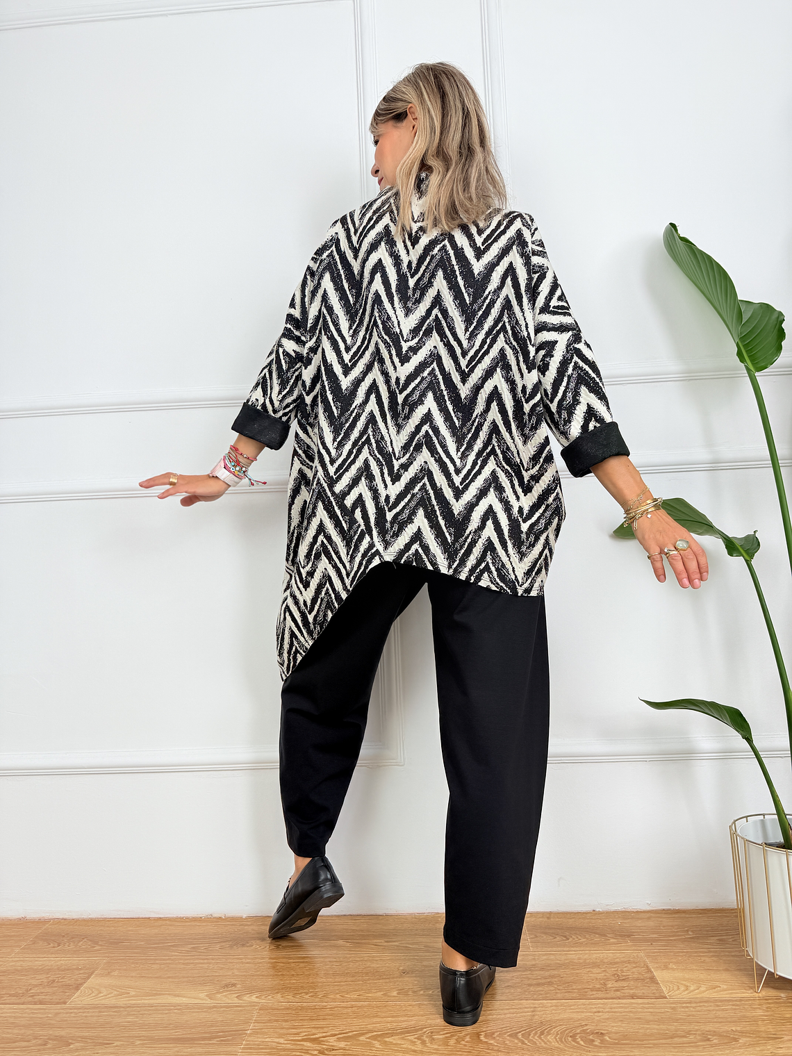 Genovia Sweatshirt 224330 Black/White 5