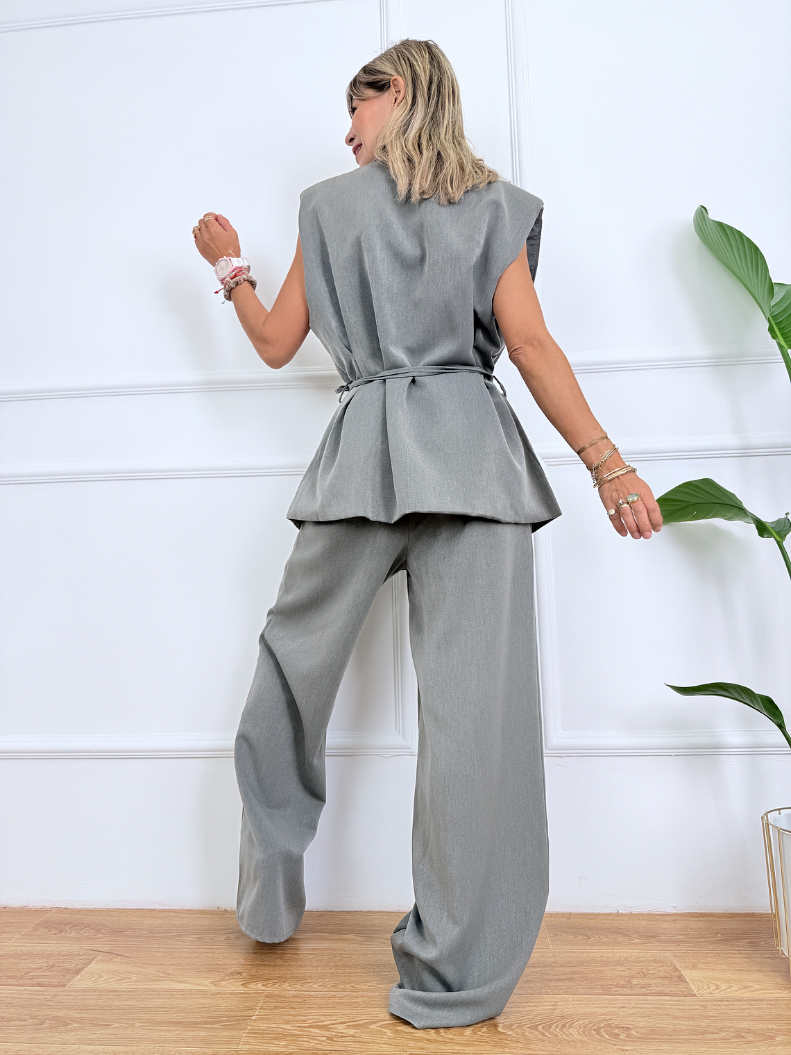 The Zoom Suit 12725 Grey 2