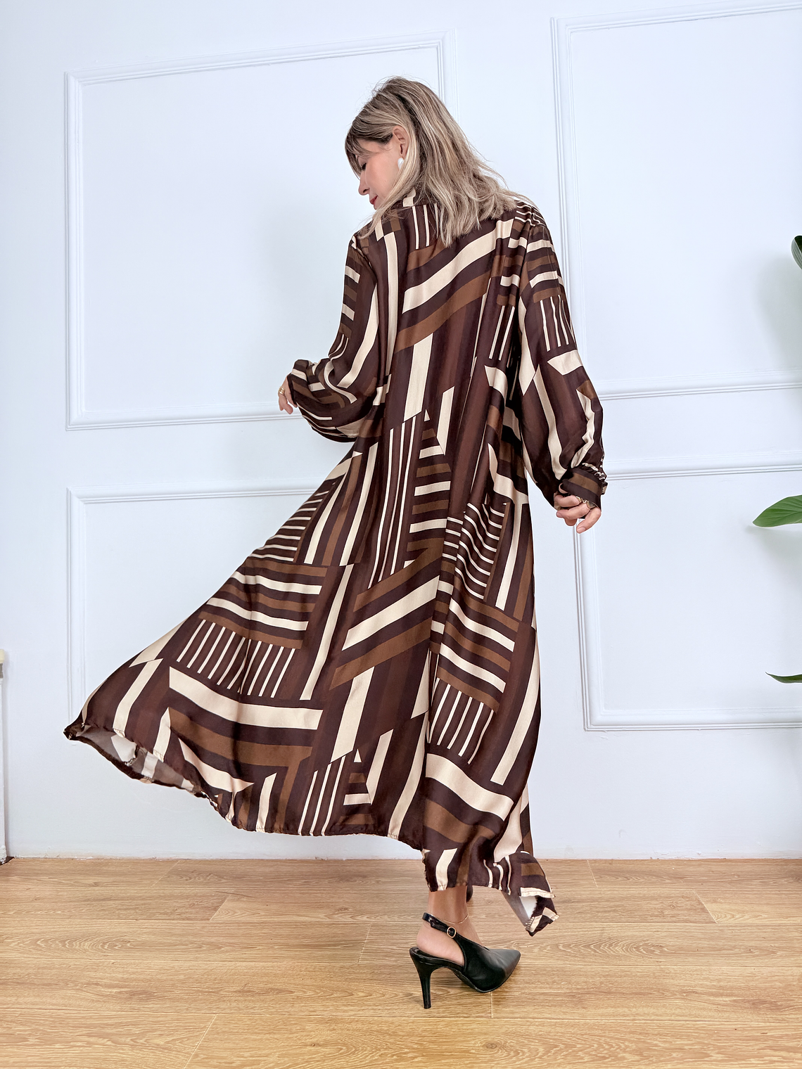 Dress To Impress 2743 Brown 2