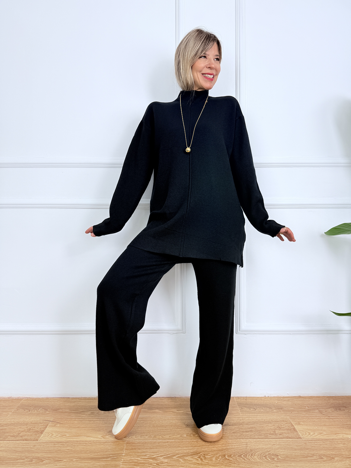 L.A. Set 8806 Black 1