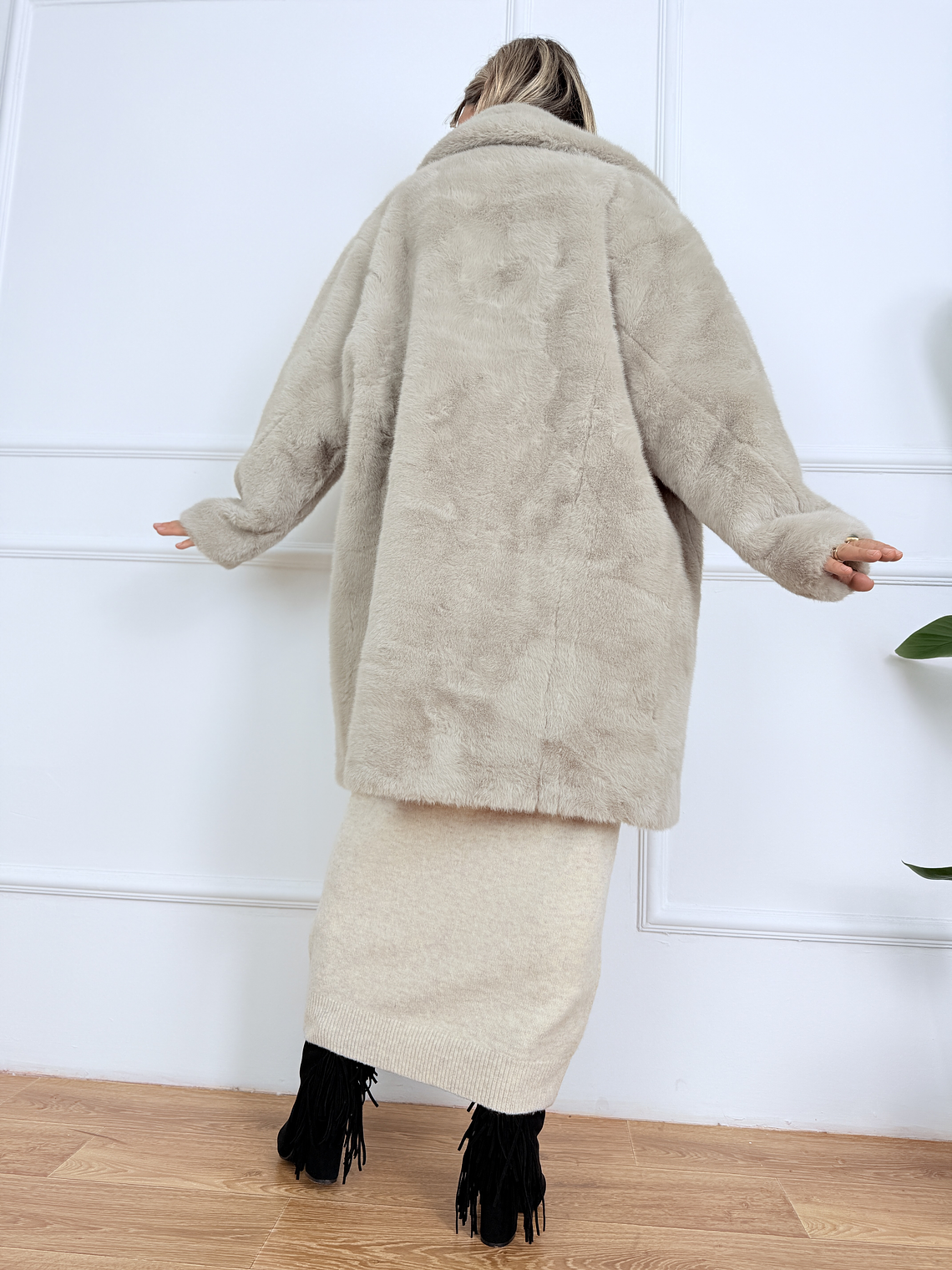 Alven Fur JF020 Platinum 4