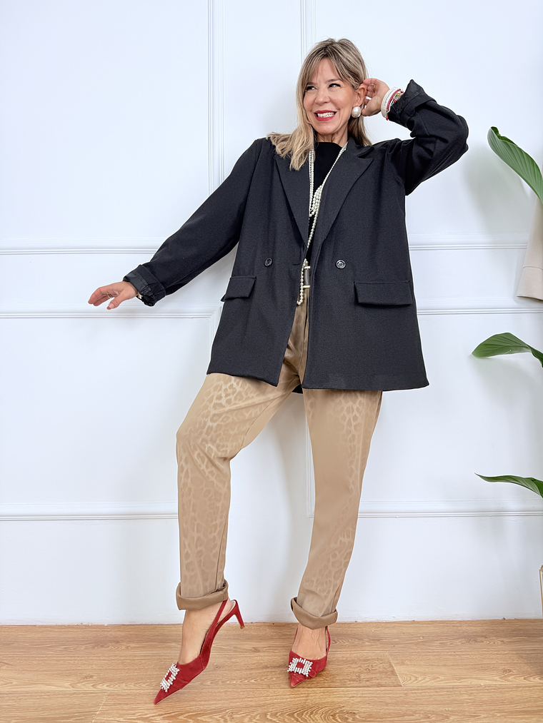 Britannia Blazer 13037 Black 3