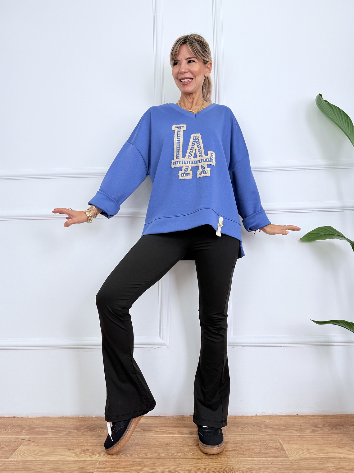 Beverly Sweatshirt 16034 Celestial Blue 2