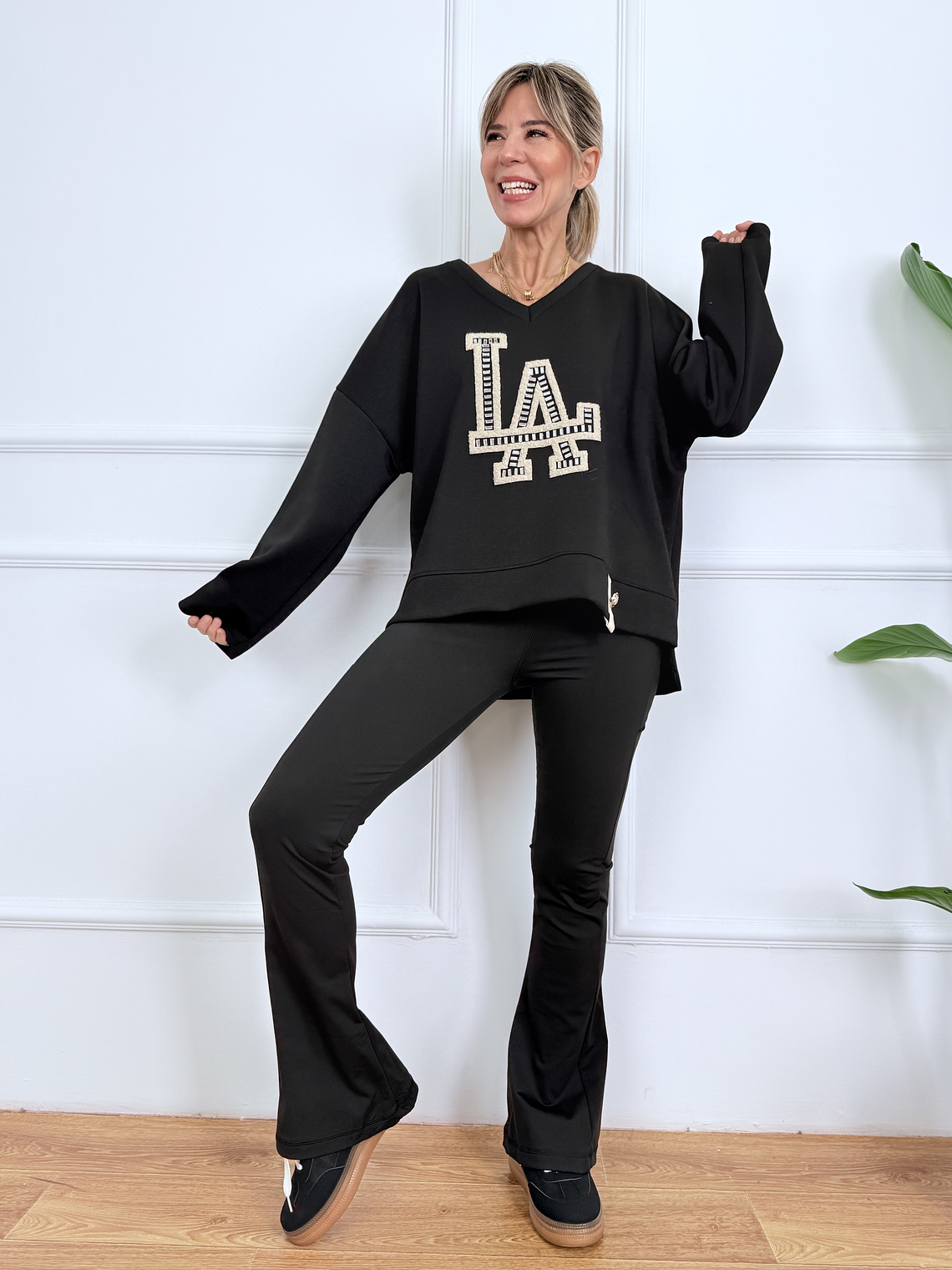 Beverly Sweatshirt 16034 Black  2