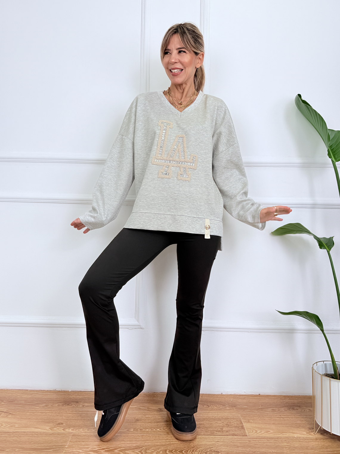 Beverly Sweatshirt 16034 Gray 2