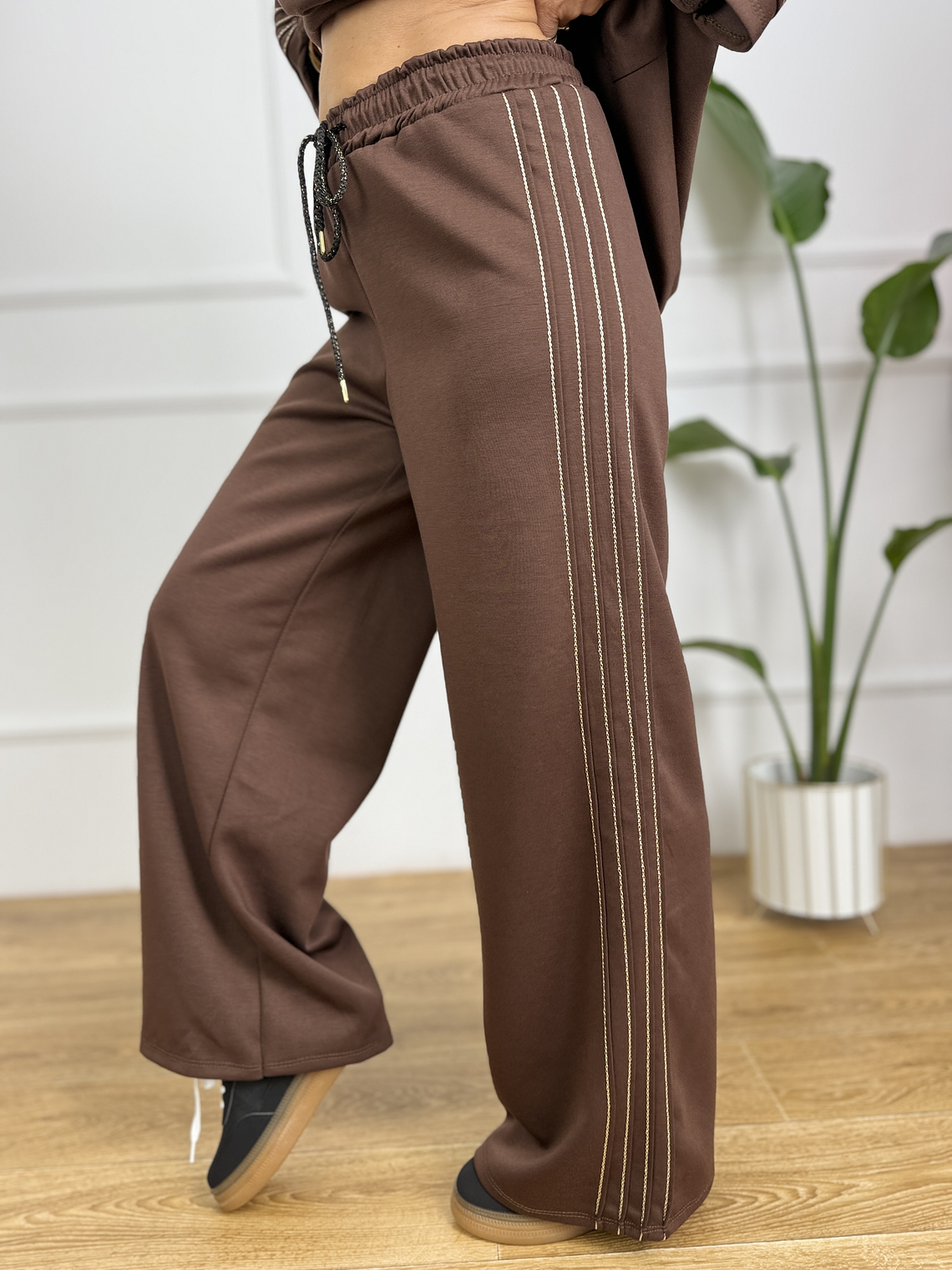 Modern Metro Set 15153 Brown 5