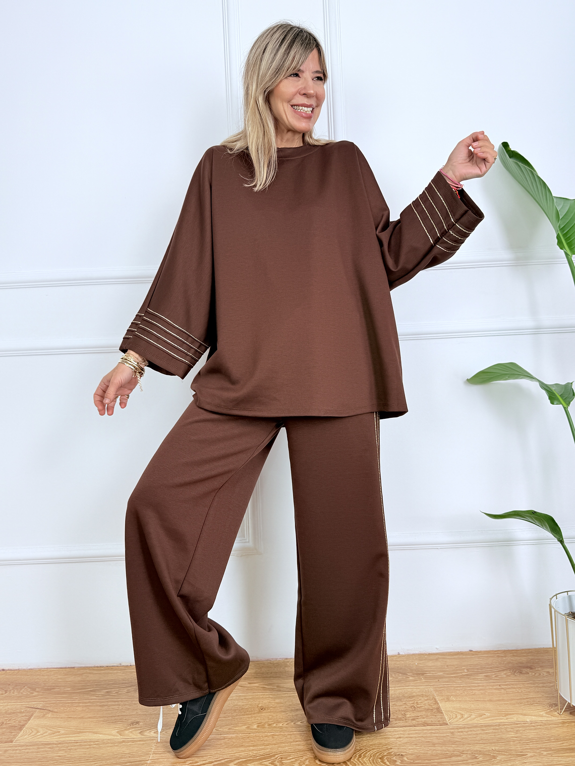 Modern Metro Set 15153 Brown 1