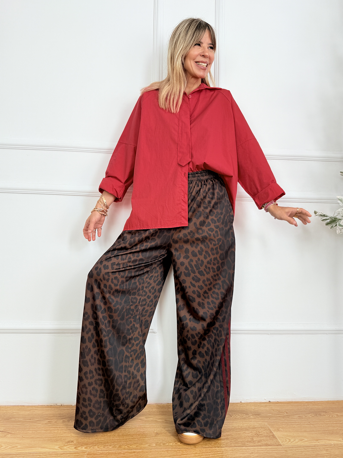 Mel Shirt 5652 Red 2