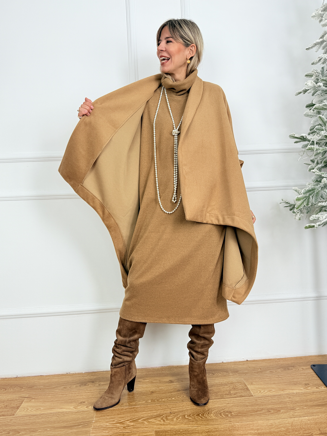 Cuddle Cloak Cape 6719 Light Bronze 2