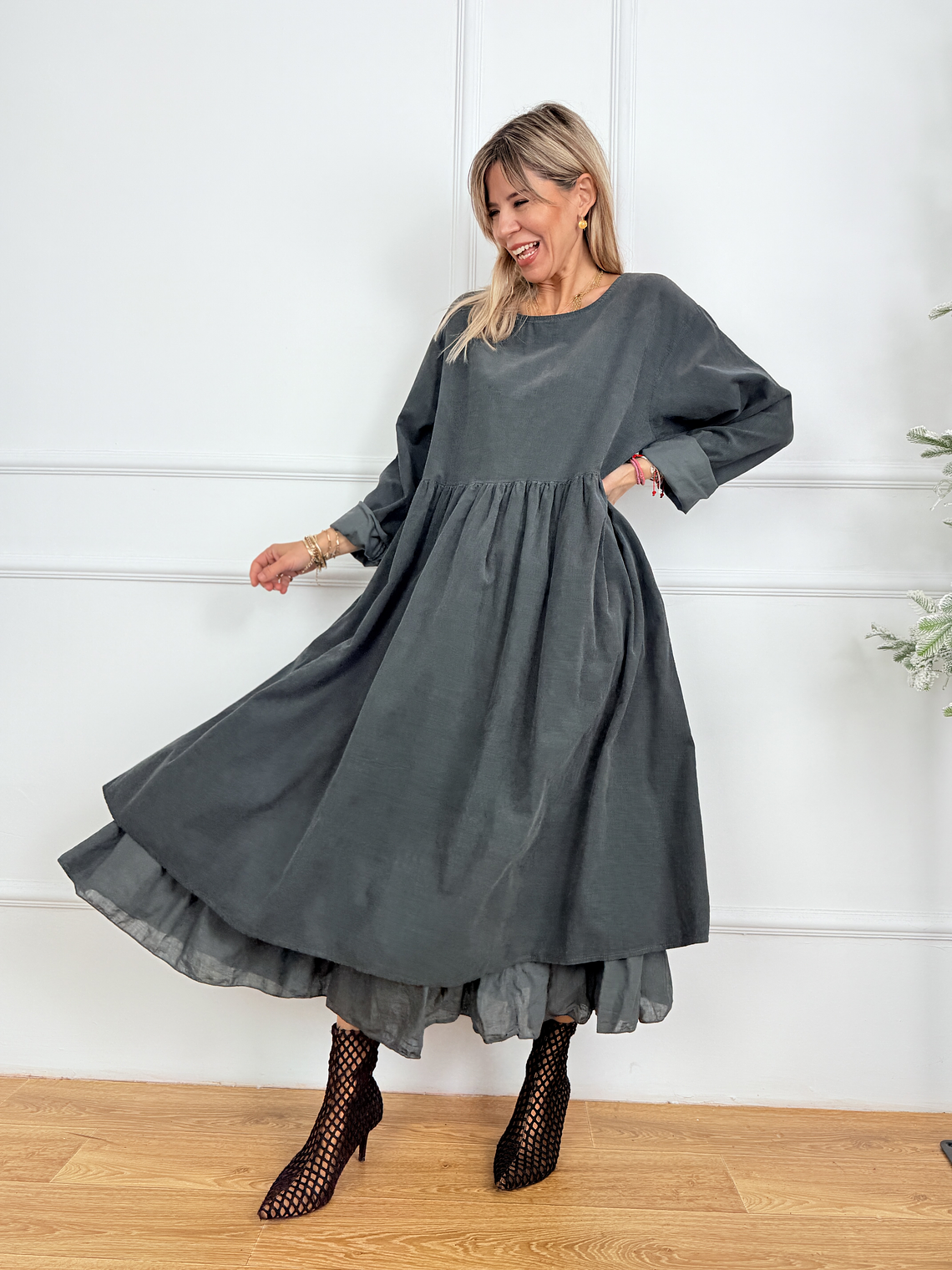 Zayley Dress 82155 Charcoal 2
