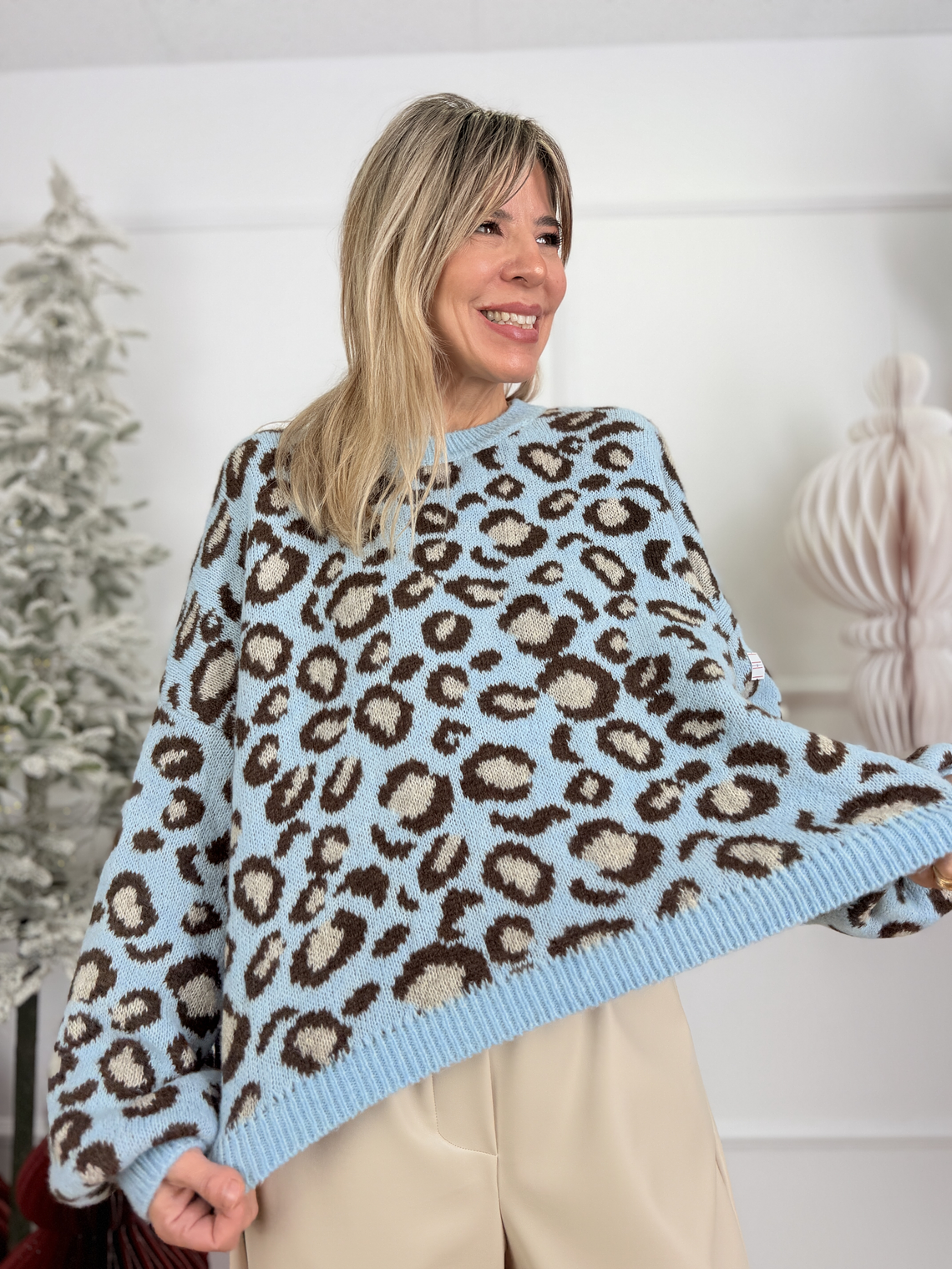 Snow Leopard Knit 5119 Sky 1