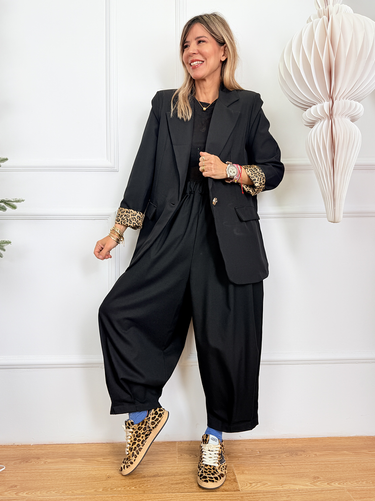 Jacqueline Blazer 80665 Black 2