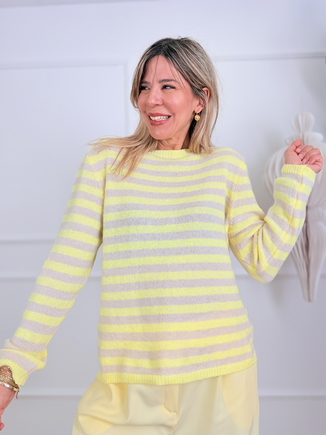 Cheshire Sweater 1002 Beige/ Yellow 1