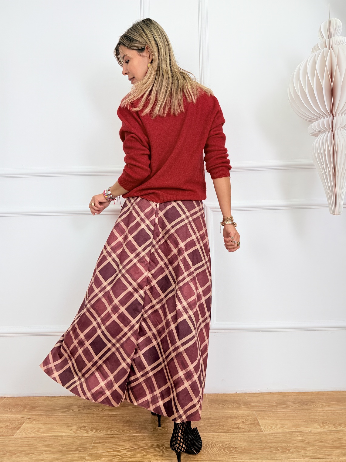 The Scott Skirt 6535 Burgundy 2