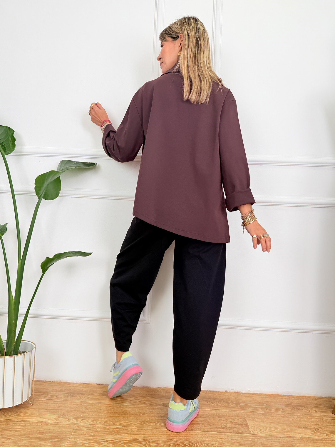 The Wanderer Cardigan 9167 Eggplant 4