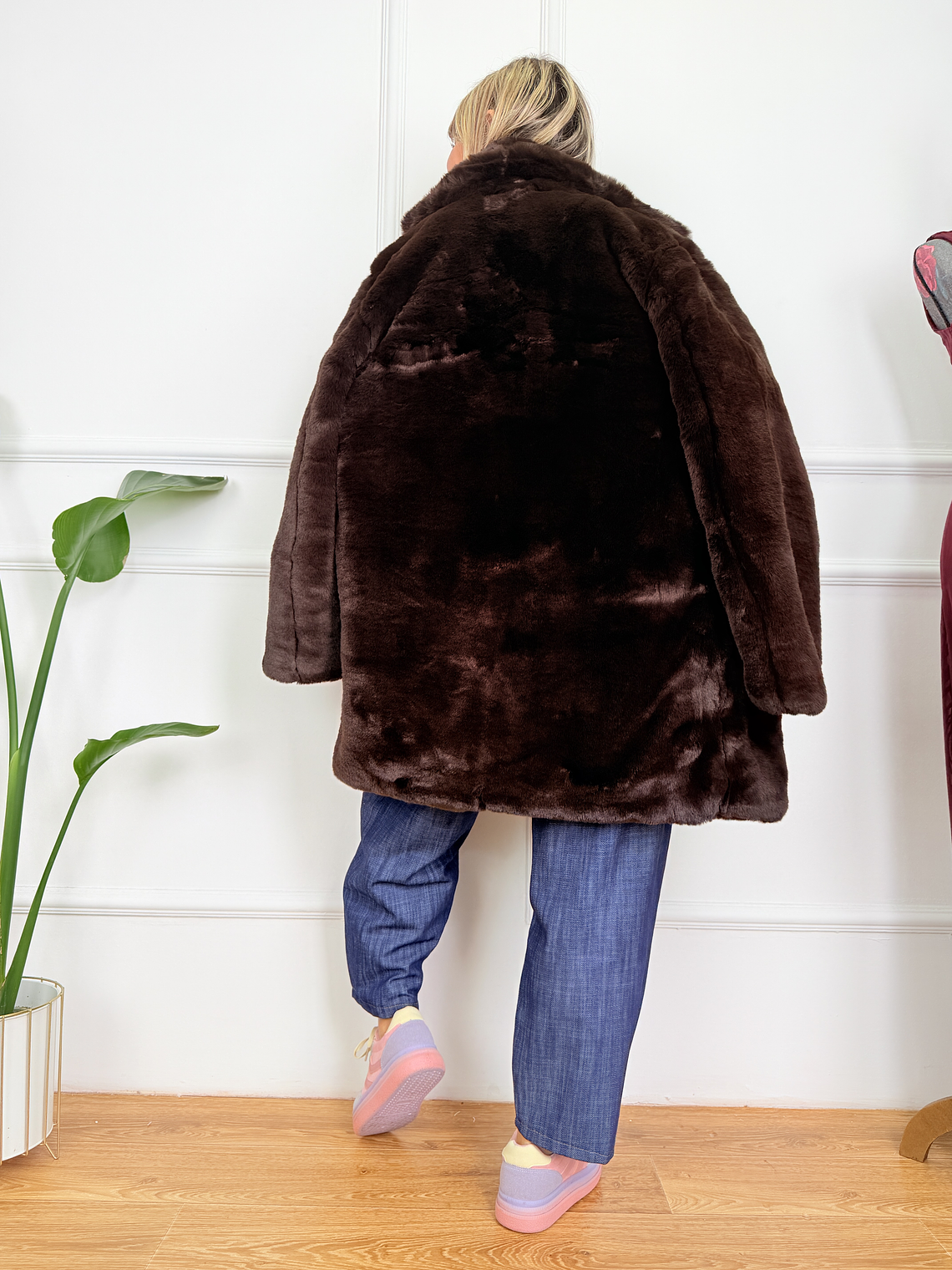 WNTR Fur 1993 Brown 4