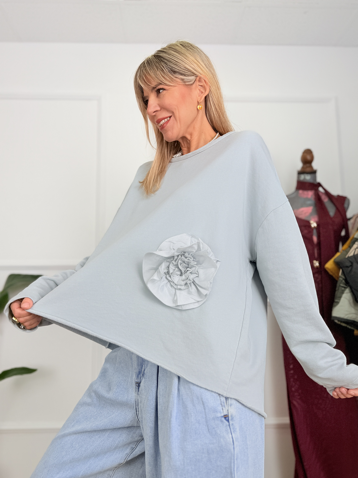 Avery Sweatshirt 6693 Powder Blue 1