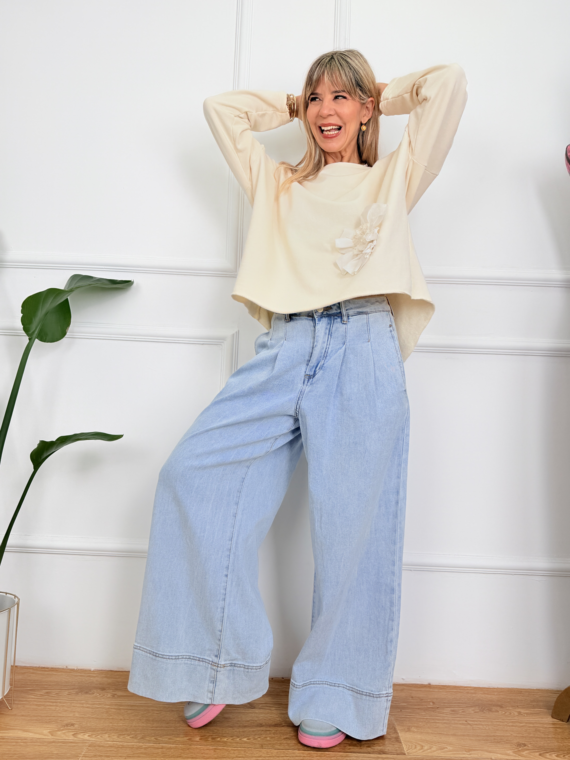 Avery Sweatshirt 6693 Papaya Whip 2