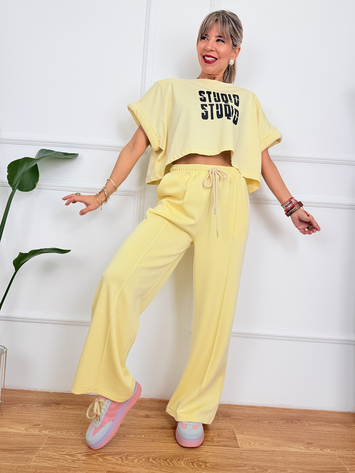 H12811 Crop T-Shirt Yellow 2