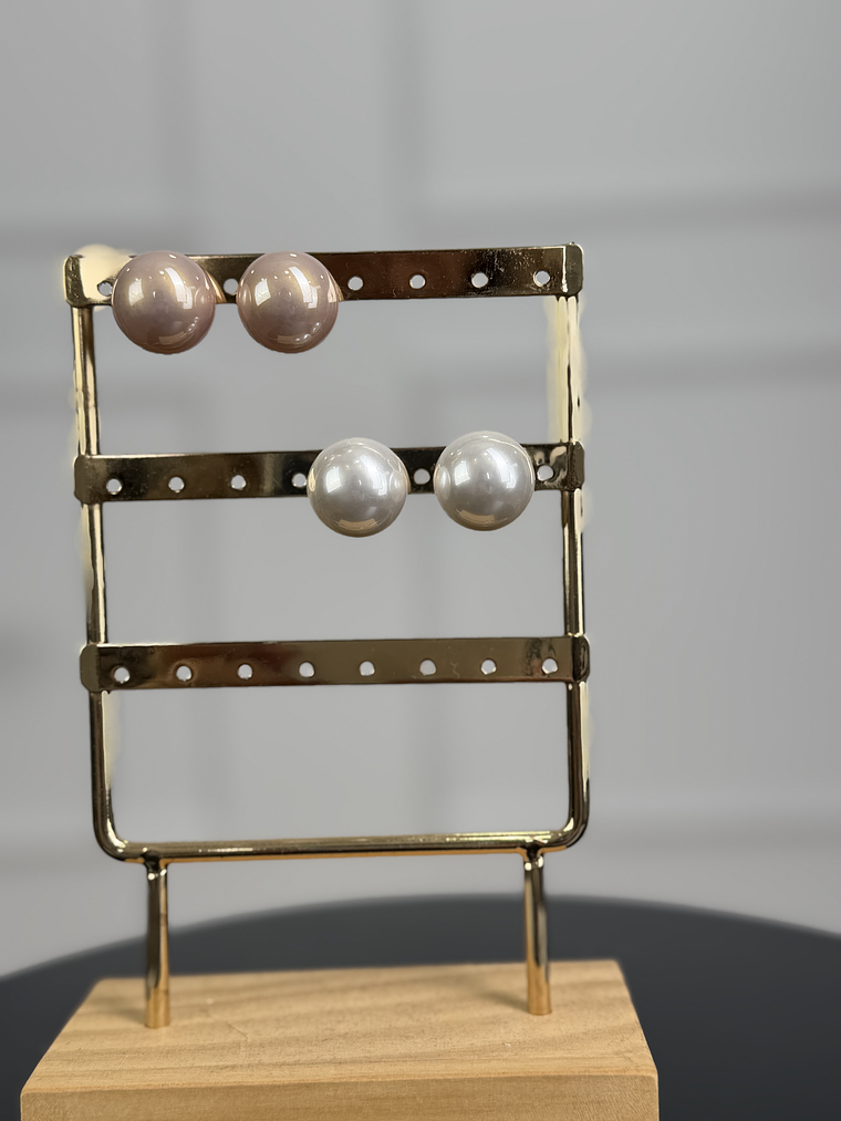 Small Pearls Earrings 2