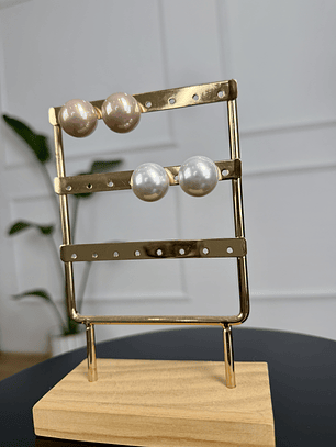 Small Pearls Earrings