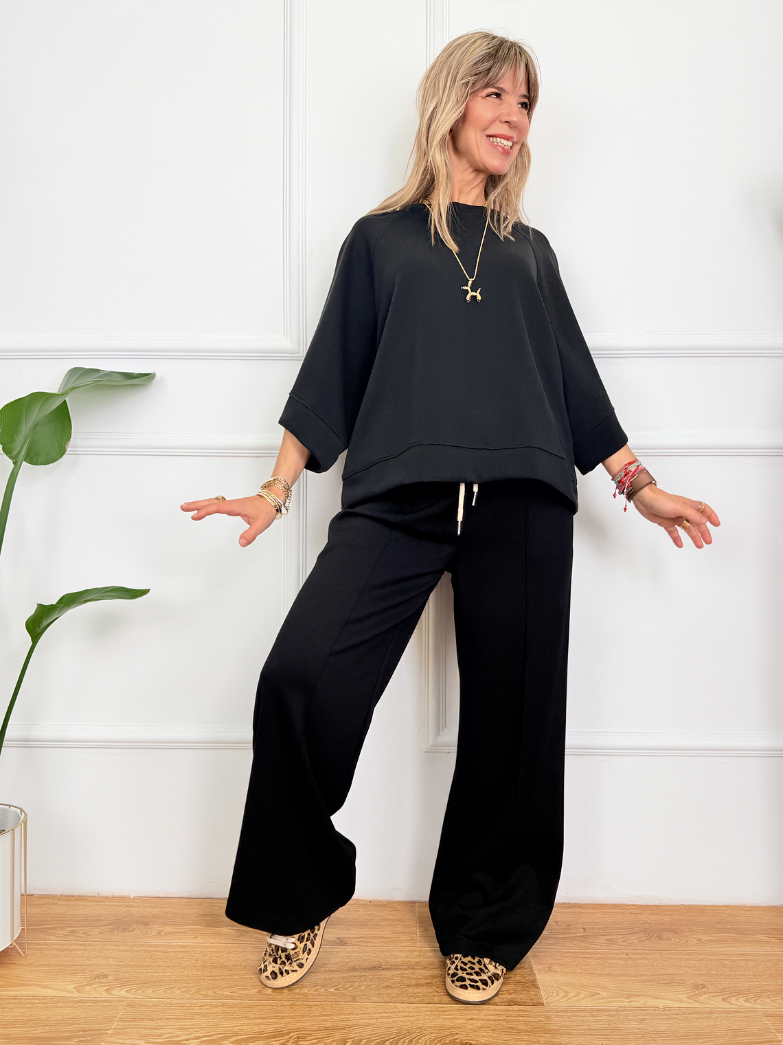 Velour Blouse 3512 Black 2