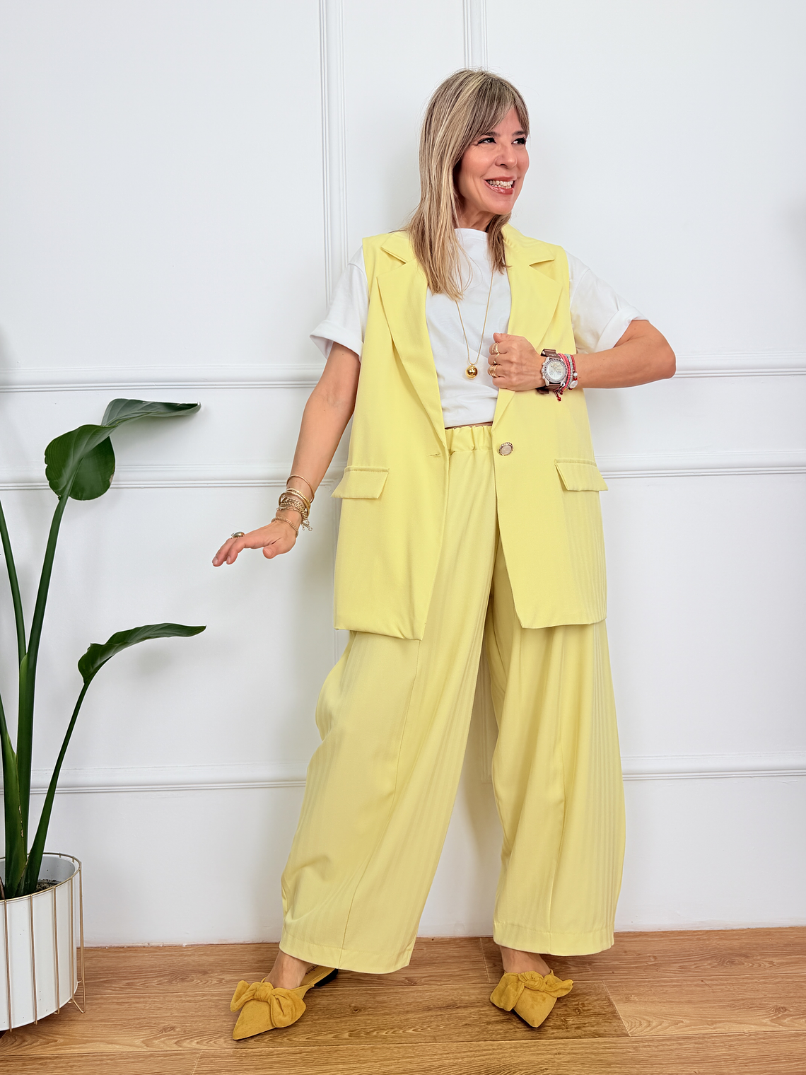 Chroma Suit 51929 Yellow 2