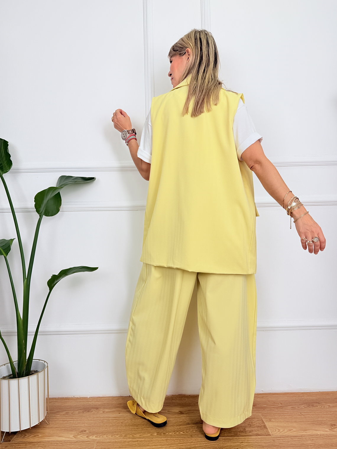 Chroma Suit 51929 Yellow 3