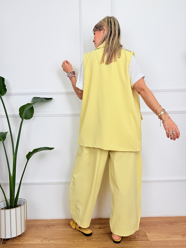 Chroma Suit 51929 Yellow 3