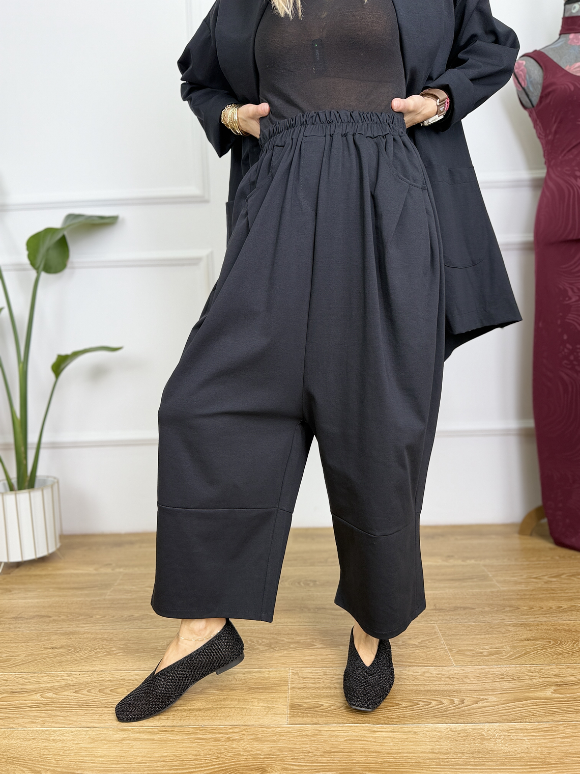 Neroli Set Y200 Black  5