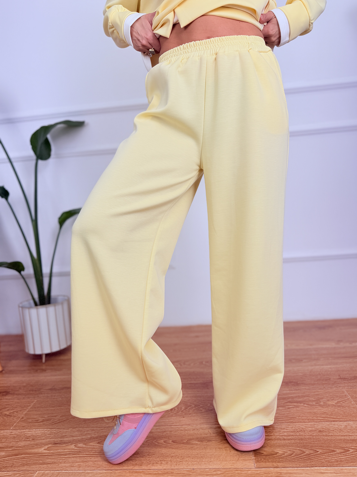 Golden Hour Set 25593 Yellow 4