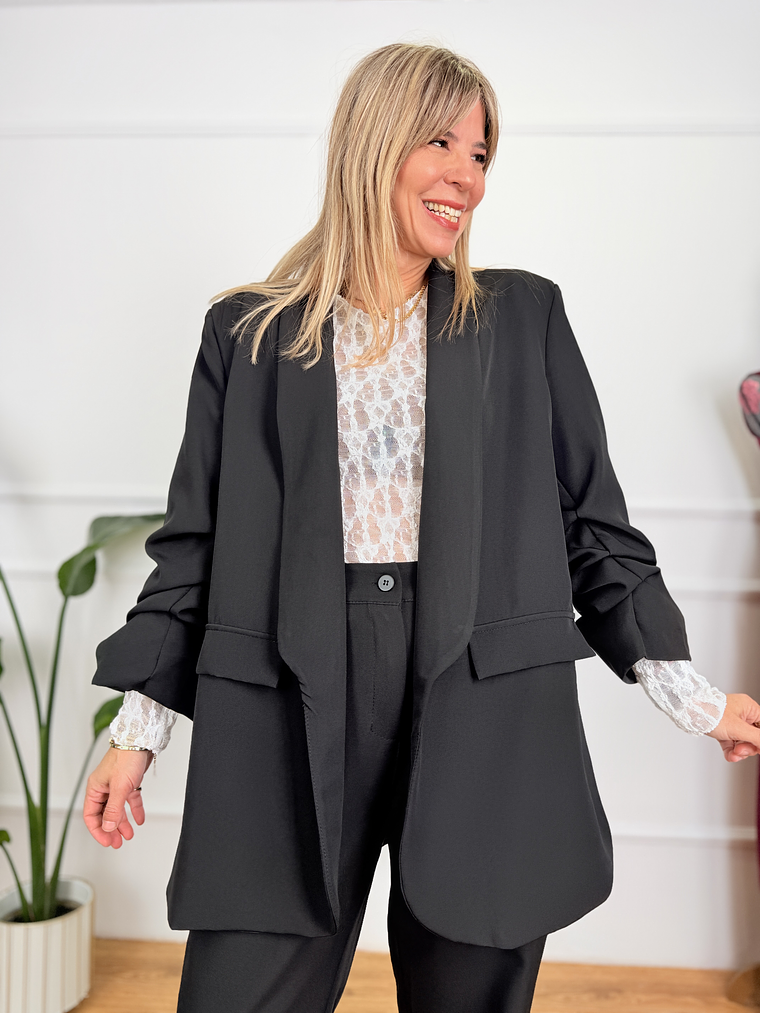 Glowria Suit 85705 Black 4