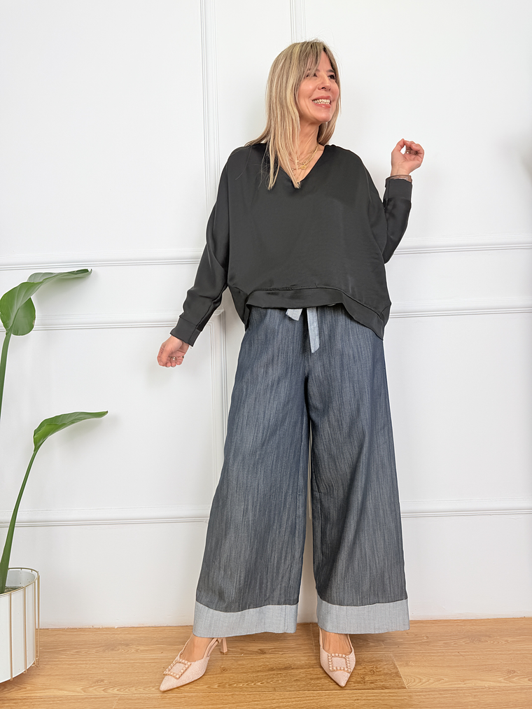 Clara Whisper Blouse 5765 Black 3