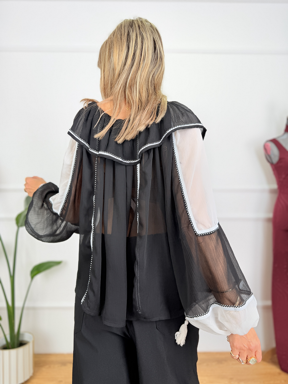Bloomette Blouse S991 Black 3