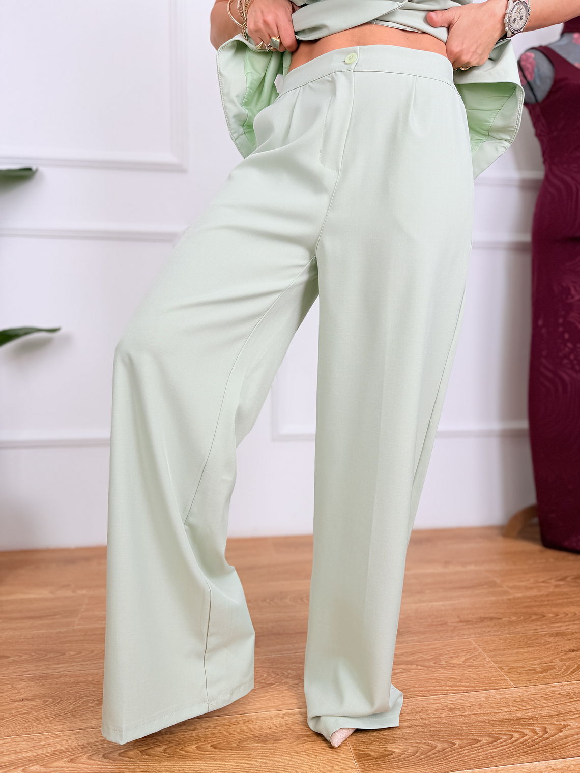 Icon Street Suit 13163 Pistachio 5