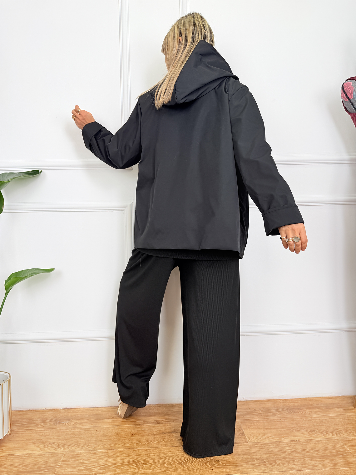 Chic Trench Coat G2192 Black 5