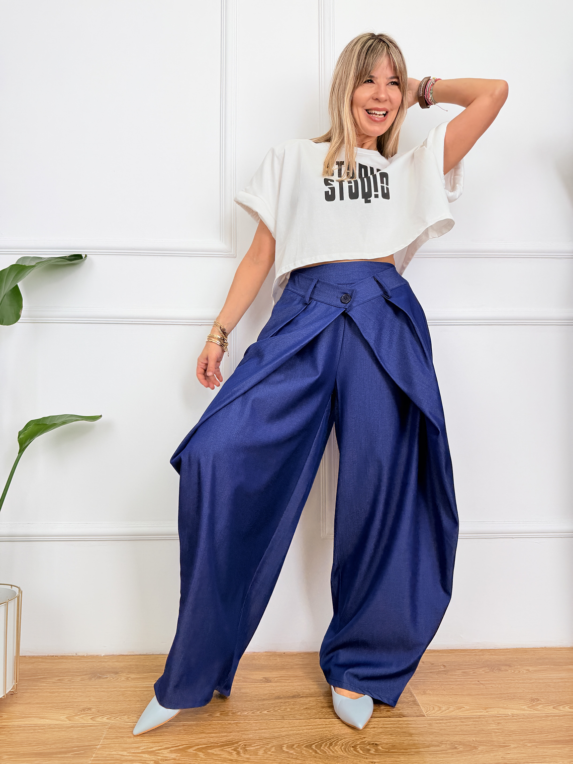 Bold Avenue Pants 30218  1