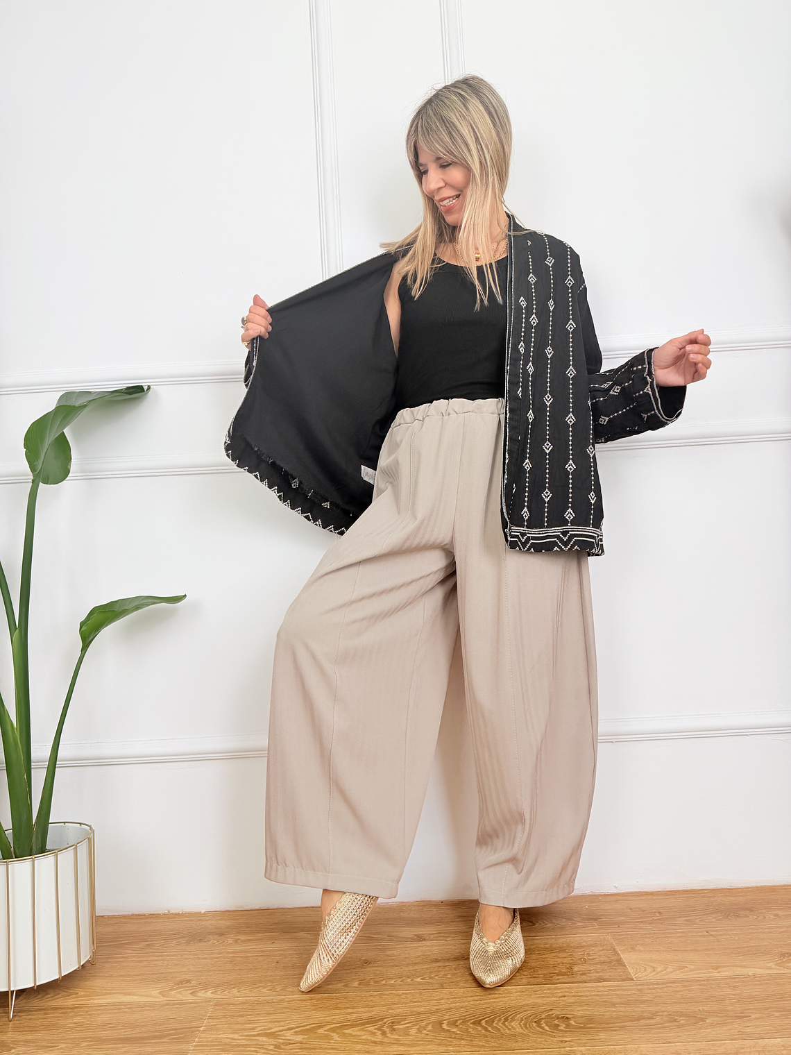 Strétta Kimono Black 3154   3