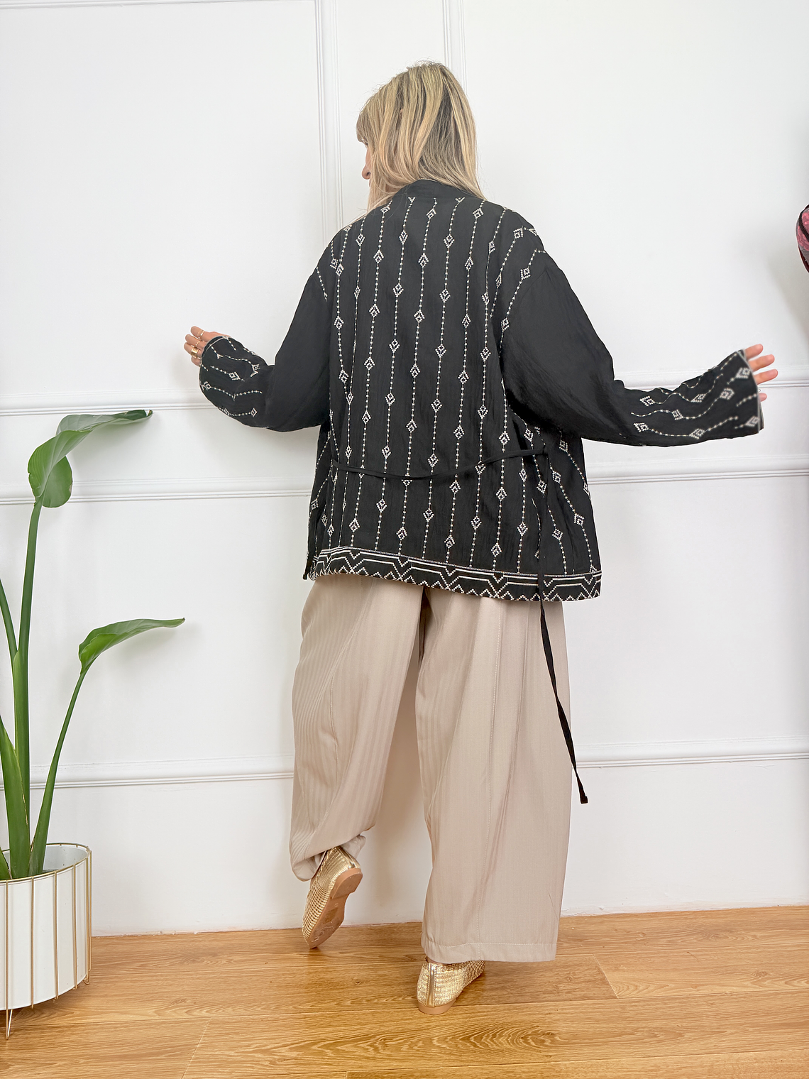 Strétta Kimono Black 3154   5